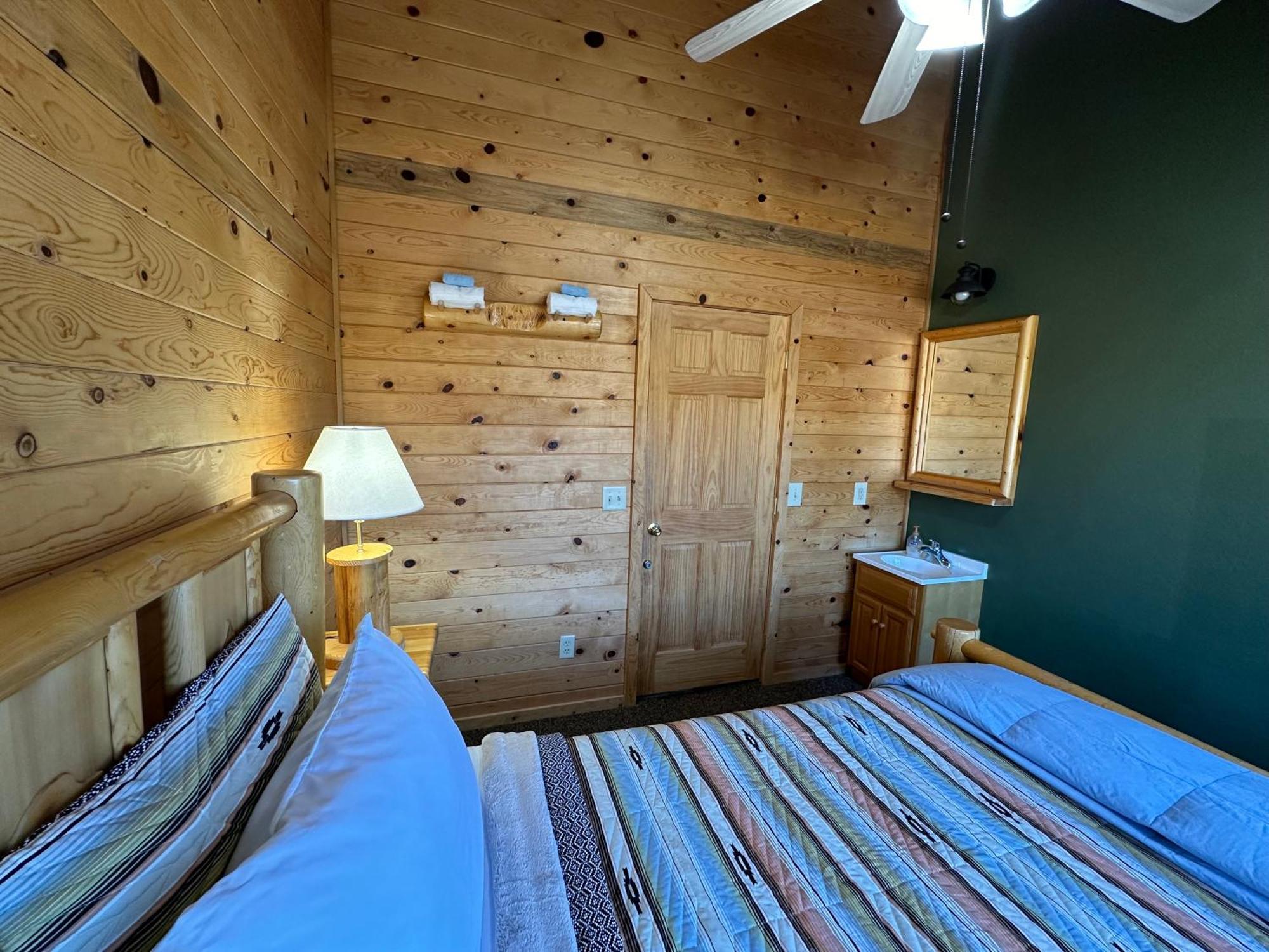 Mount Peale Country Inn La Sal Extérieur photo